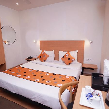 Hotel Mira Residency- Outer Ring Road, Paschim Vihar Delhi Zewnętrze zdjęcie