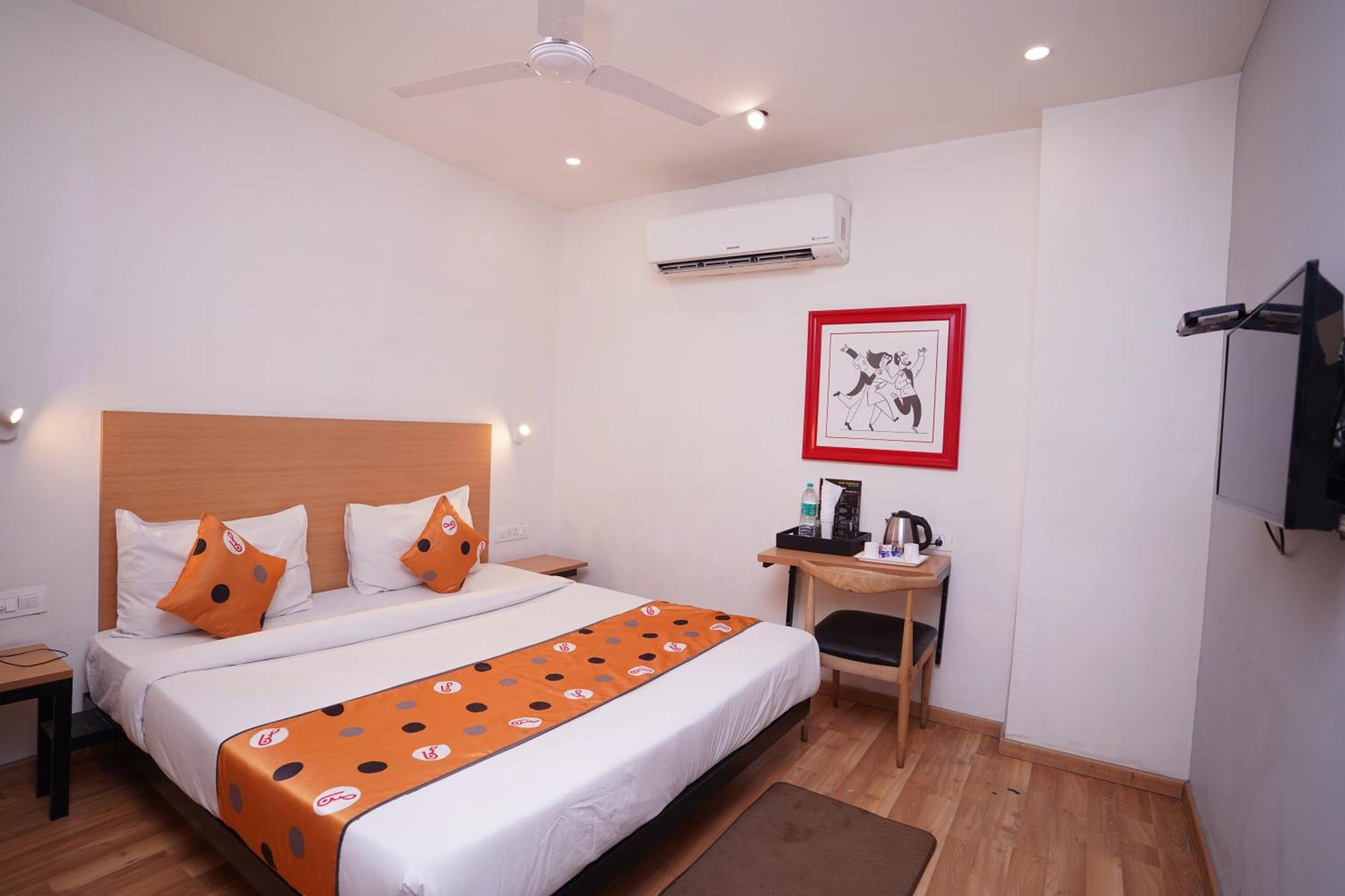 Hotel Mira Residency- Outer Ring Road, Paschim Vihar Delhi Zewnętrze zdjęcie