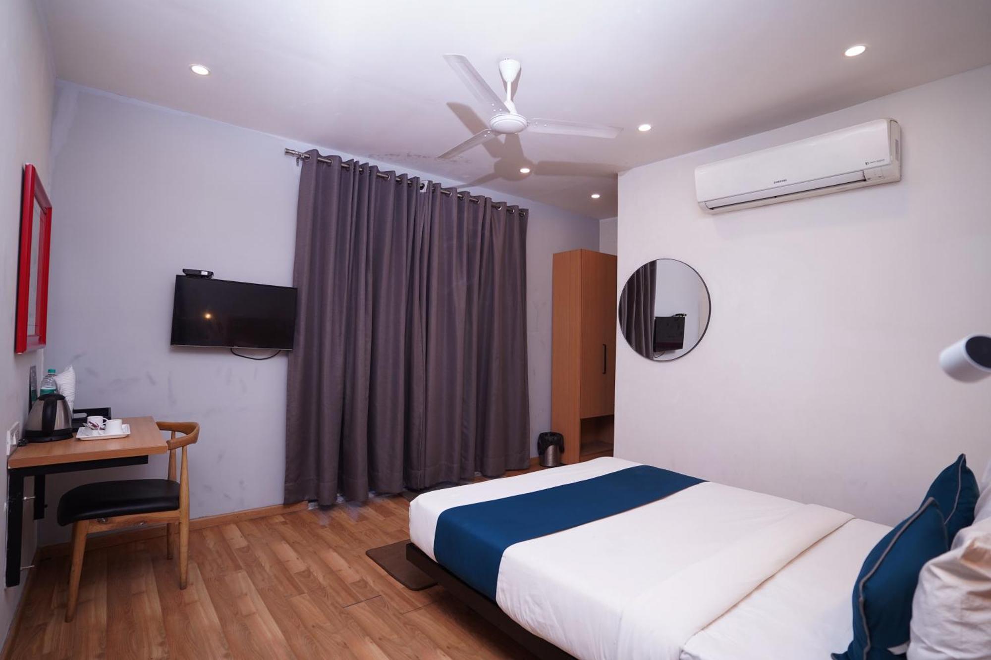 Hotel Mira Residency- Outer Ring Road, Paschim Vihar Delhi Zewnętrze zdjęcie
