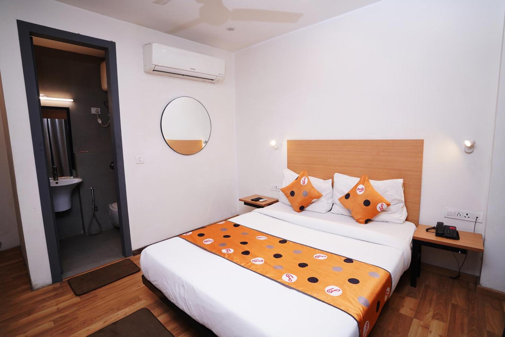 Hotel Mira Residency- Outer Ring Road, Paschim Vihar Delhi Zewnętrze zdjęcie