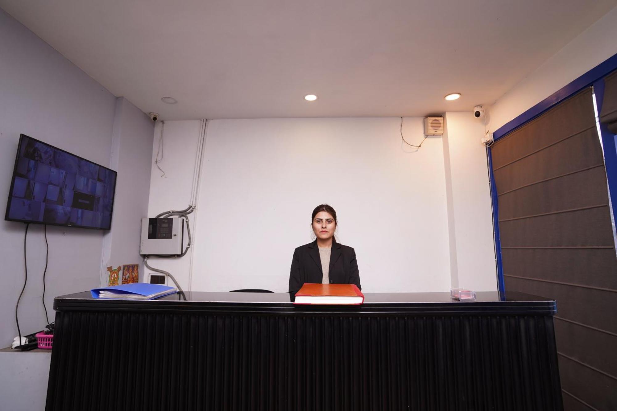 Hotel Mira Residency- Outer Ring Road, Paschim Vihar Delhi Zewnętrze zdjęcie