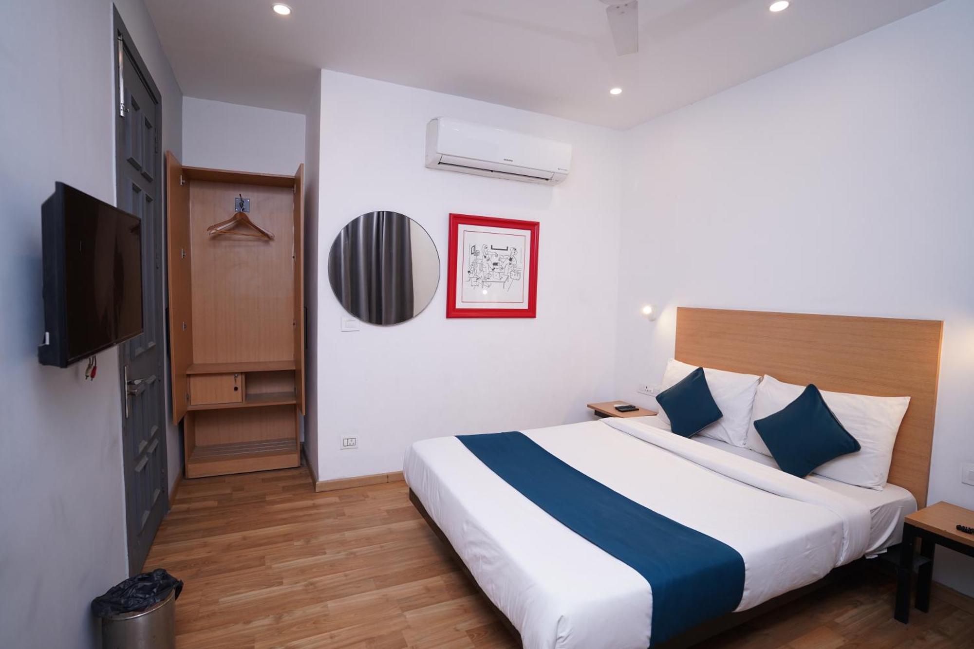Hotel Mira Residency- Outer Ring Road, Paschim Vihar Delhi Zewnętrze zdjęcie